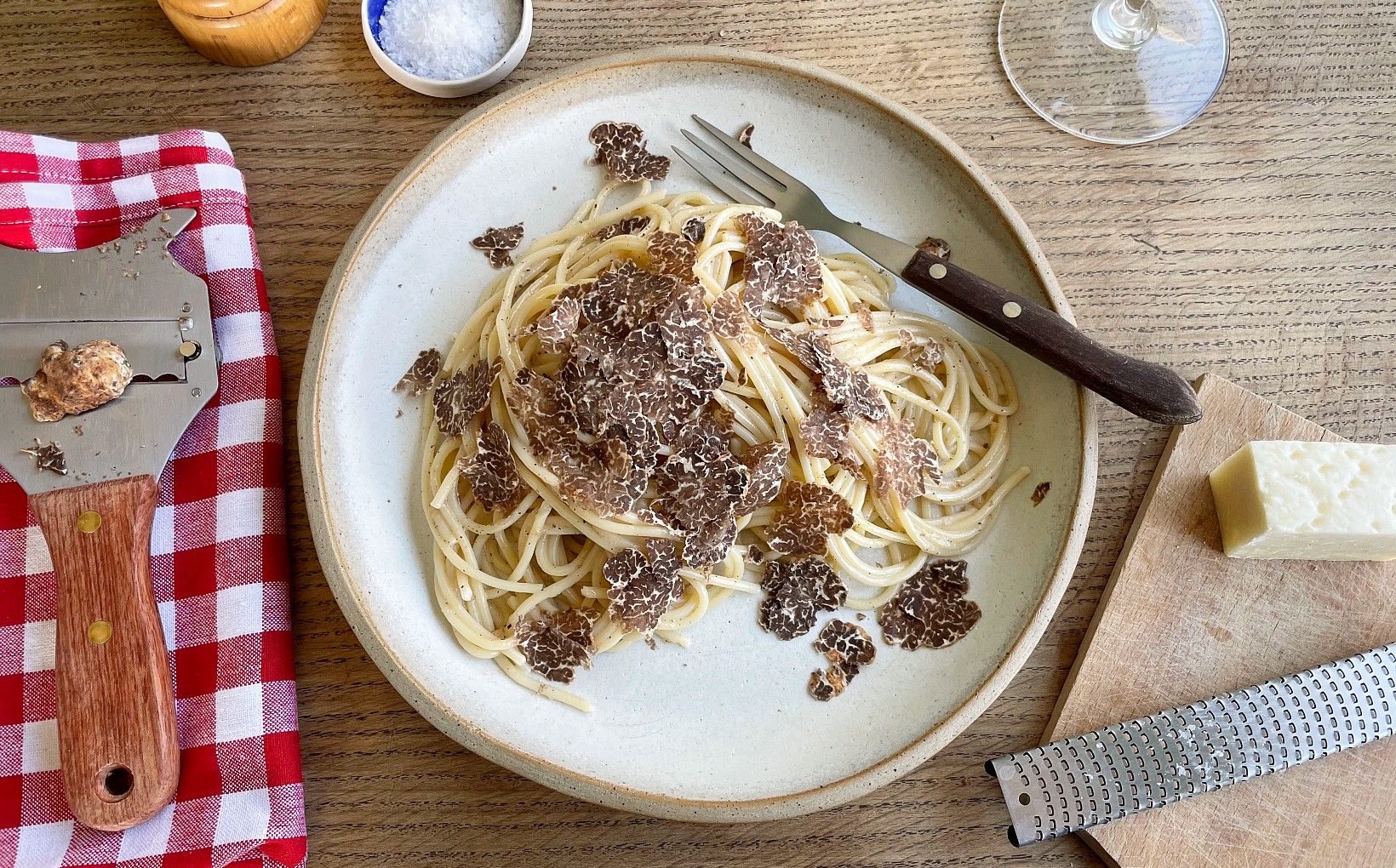 Cacio e Pepe with Spring White Truffle