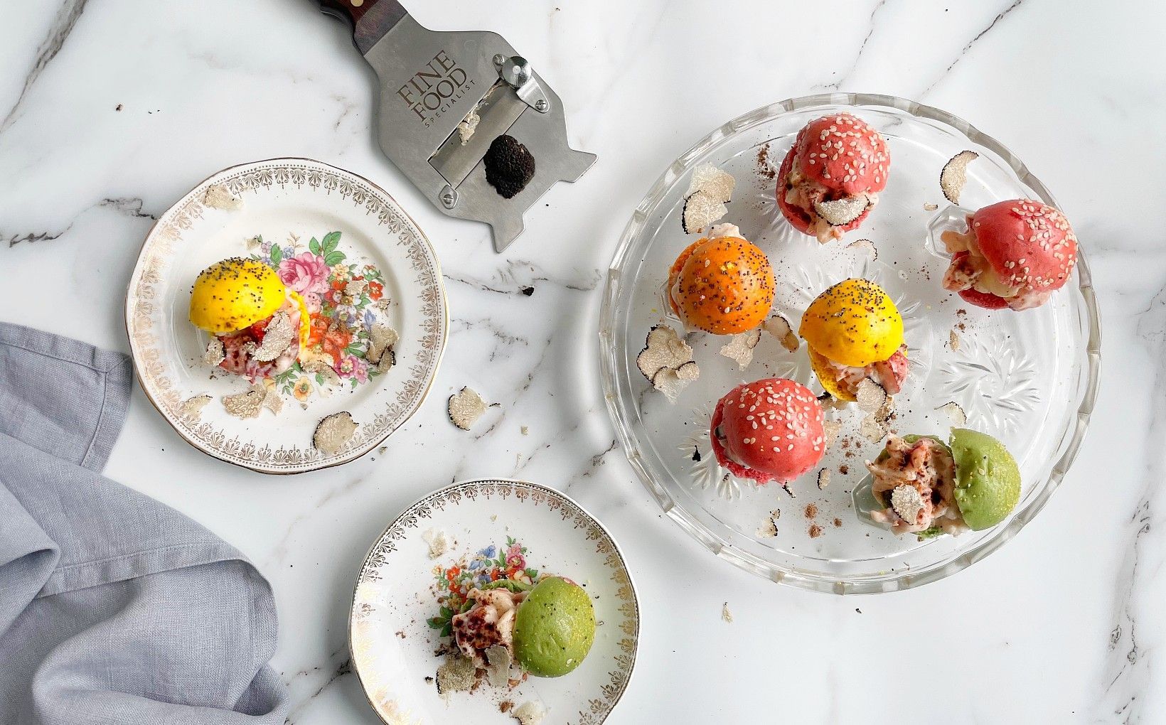 Mini Lobster Brioche Buns with Truffle Dust and Summer Truffle