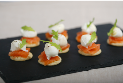 Quail’s Egg Canapés with Smoked Salmon