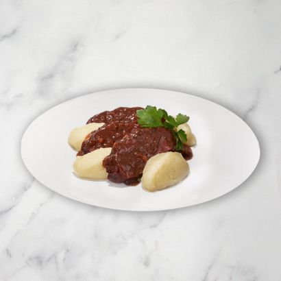 Slow Cooked Beef Cheek in Red Wine with Celeriac Puree, 300g