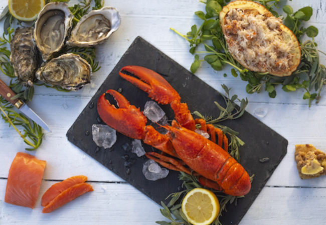 Cold seafood platter presentation idea by Fine Food Specialist