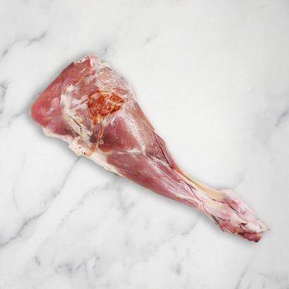 Milk-Fed Pyrenees Lamb Leg, Fresh, +/-1kg