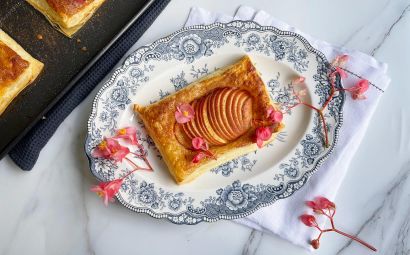 Simple Apple Tarts with Apple Blossom