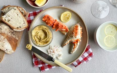 King Crab Legs with Curried Mayonnaise 