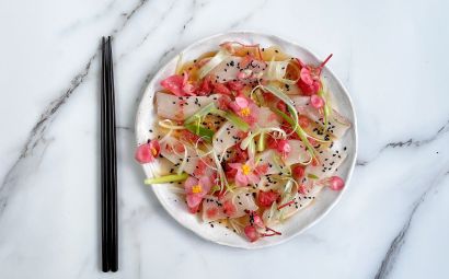 Hiramasa Loin Sashimi with Grapefruit Dressing and Apple Blossom 