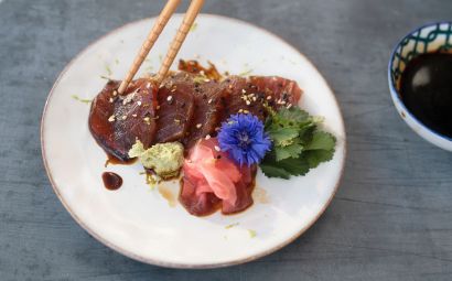 Tuna Sashimi with Cornflowers