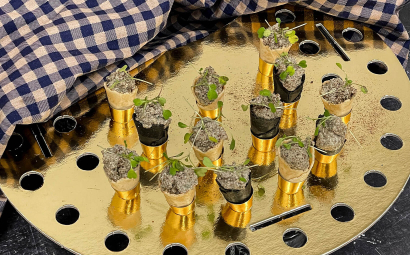 Mini Morel Mousse Cones