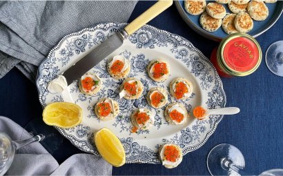 Salmon Caviar with Cream Cheese and Blinis 