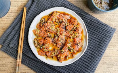 Salmon Sashimi with Sesame and Ginger Dressing 