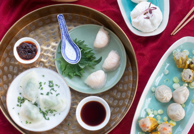 A set of various buns dim sum